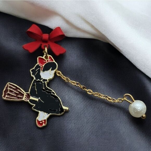 Kiki’s Delivery Service Cute Pearl Earrings Jiji Black Cat Witch Broom Red Bows - Picture 4 of 5
